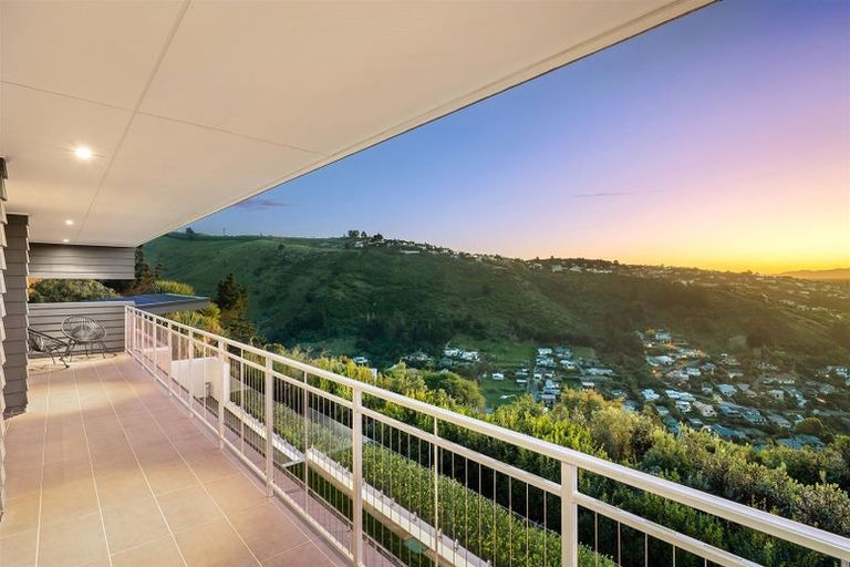 Photo of property in 6 Yelverton Place, Huntsbury, Christchurch, 8022