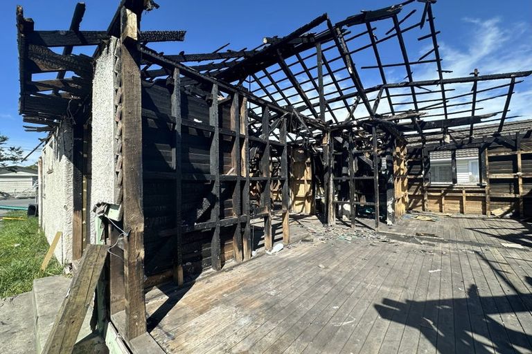 Photo of property in 104 Estuary Road, South New Brighton, Christchurch, 8062