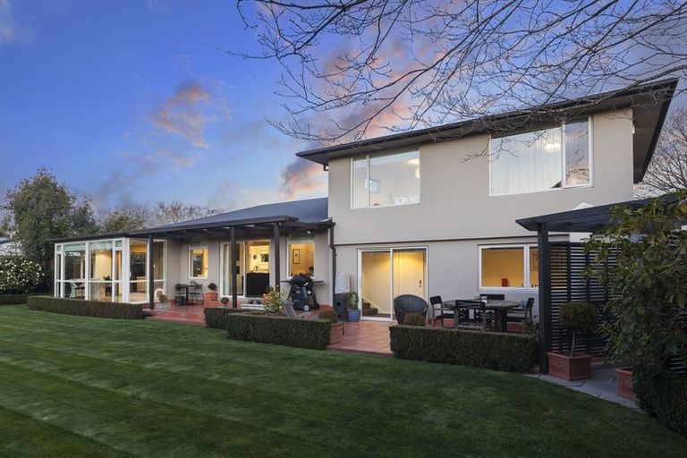 Photo of property in 99 Leinster Road, Merivale, Christchurch, 8014