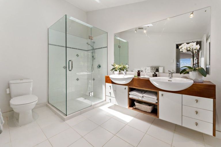 Photo of property in 586 Whitford Road, Whitford, Howick, 2571