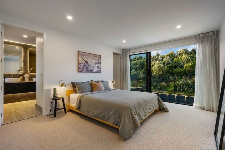 Photo of property in 27 Headsail Drive, Long Bay, Auckland, 0630