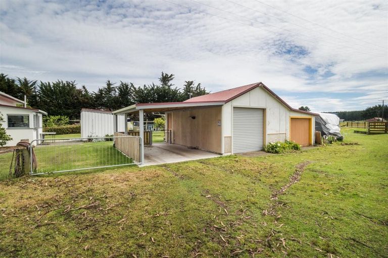 Photo of property in 778 Brandon Hall Road, Santoft, Bulls, 4894