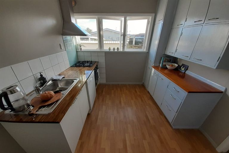 Photo of property in 98 Copeland Street, Epuni, Lower Hutt, 5011