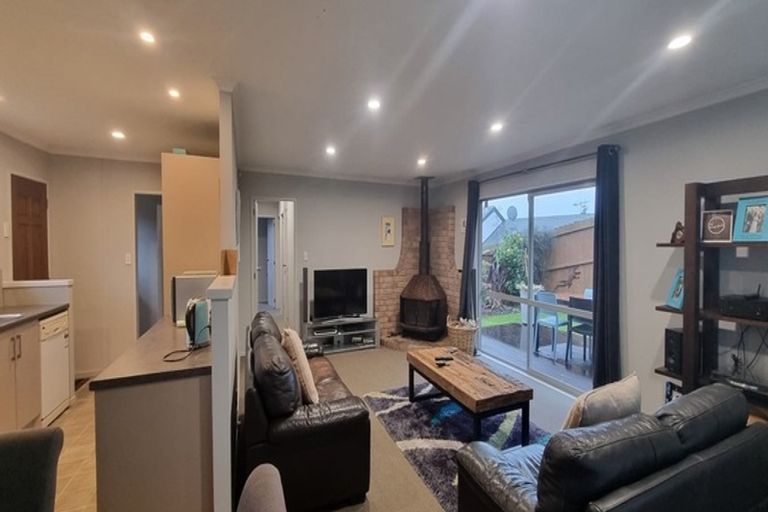 Photo of property in 51 Sherwood Street, Bellevue, Tauranga, 3110