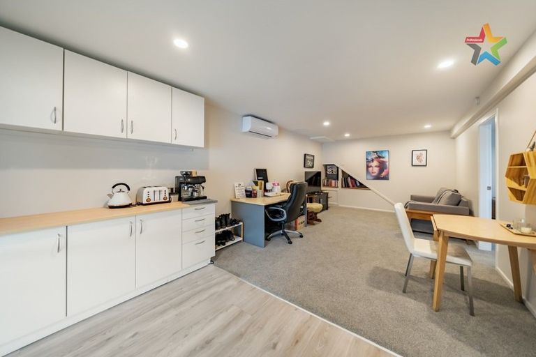 Photo of property in 19 Timaru Grove, Kelson, Lower Hutt, 5010