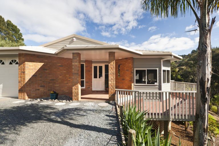 Photo of property in 55 Lauries Drive, Kauri, Kamo, 0185