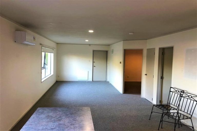 Photo of property in 1/3 Pohutukawa Avenue, Shelly Park, Auckland, 2014