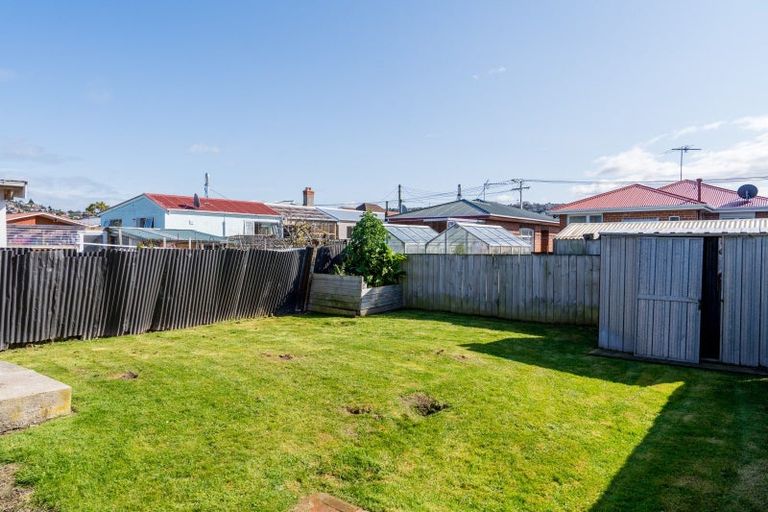 Photo of property in 15 Fawcett Street, South Dunedin, Dunedin, 9012