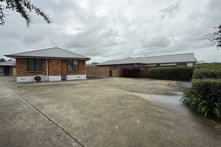 Photo of property in 51 Carrington Avenue, Hillcrest, Hamilton, 3216