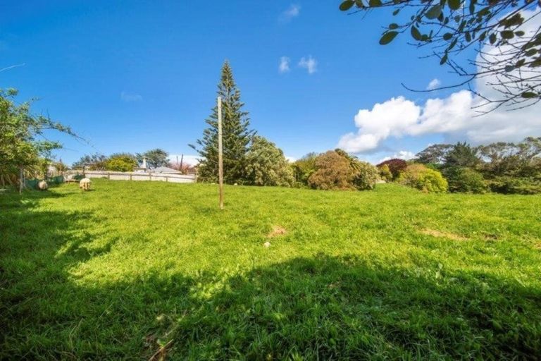 Photo of property in 8a Clifford Street, Hawera, 4610
