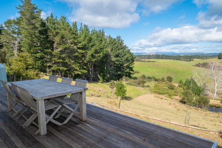 Photo of property in 59 Spicer Road, Cable Bay, 0420