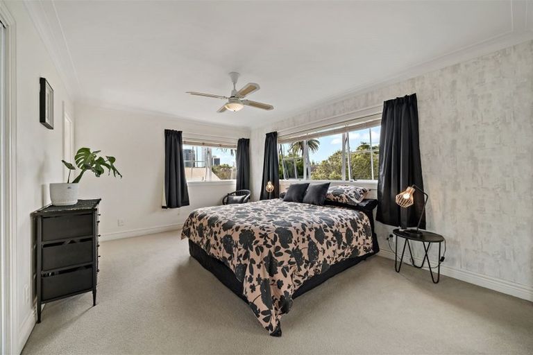 Photo of property in 2/26 Esmonde Road, Takapuna, Auckland, 0622