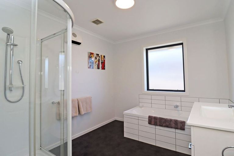 Photo of property in 22 Arun Street, South Hill, Oamaru, 9400