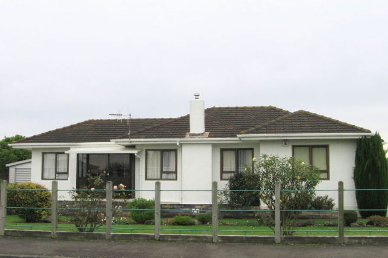 Photo of property in 27 Anzac Avenue, Onekawa, Napier, 4110