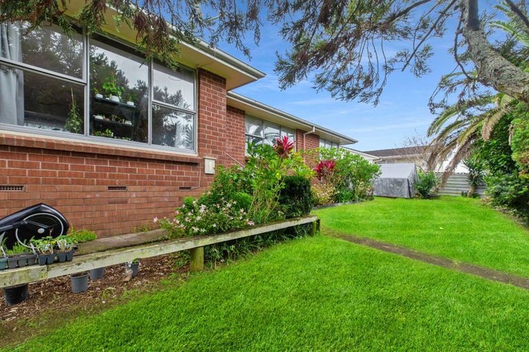 Photo of property in 48 Ferguson Street, Mangere East, Auckland, 2024