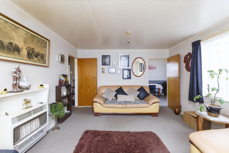 Photo of property in 5 Buller Place, Westbrook, Palmerston North, 4412