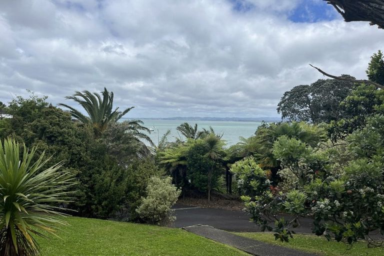 Photo of property in 36 Neptune Avenue, Beach Haven, Auckland, 0626
