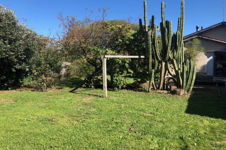 Photo of property in 14 Saxton Street, Levin, 5510