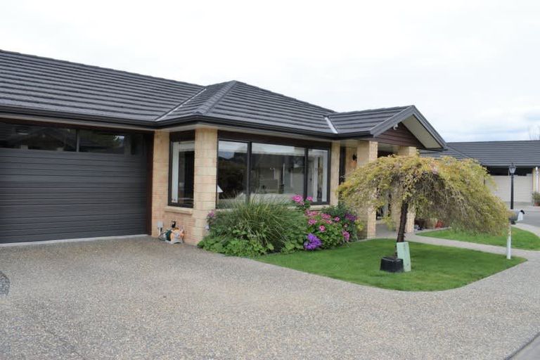 Photo of property in 4 Ian Peter Way, Otaki, 5512