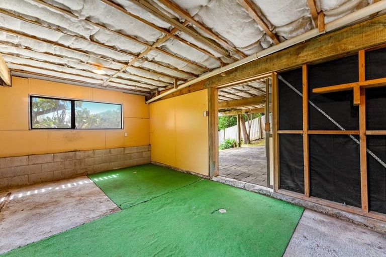 Photo of property in 10 Poplar Road, Stanmore Bay, Whangaparaoa, 0932