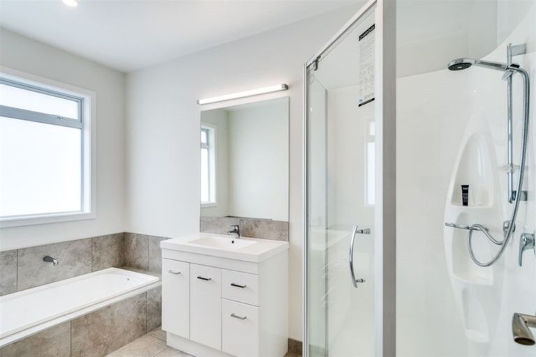 Photo of property in 3 Benmore Place, Poraiti, Napier, 4112