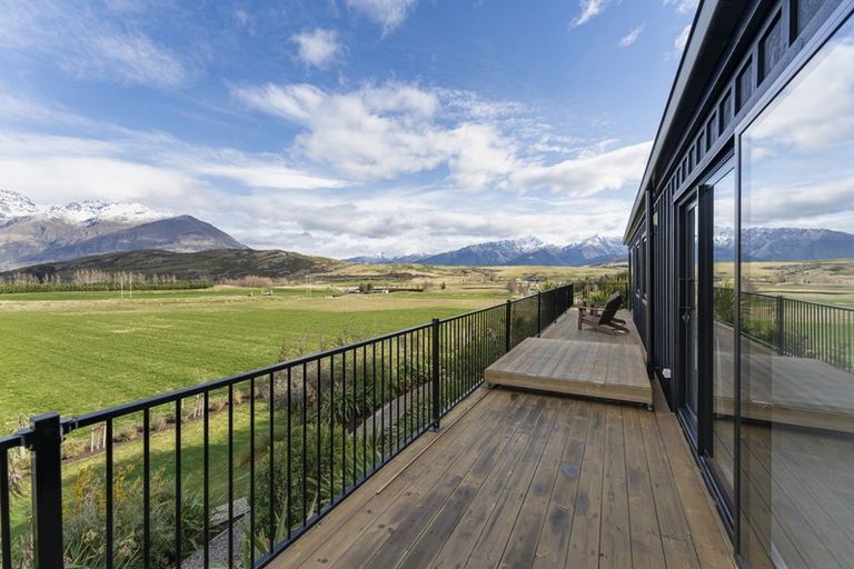 Photo of property in 77 Jacks Point Rise, Jacks Point, Queenstown, 9371
