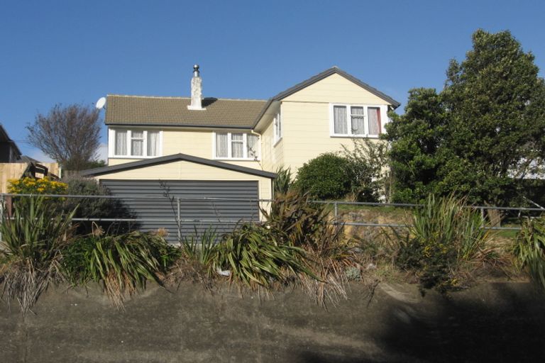 Photo of property in 68 Dimock Street, Titahi Bay, Porirua, 5022