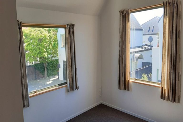 Photo of property in 2/13 Crohane Place, Addington, Christchurch, 8024