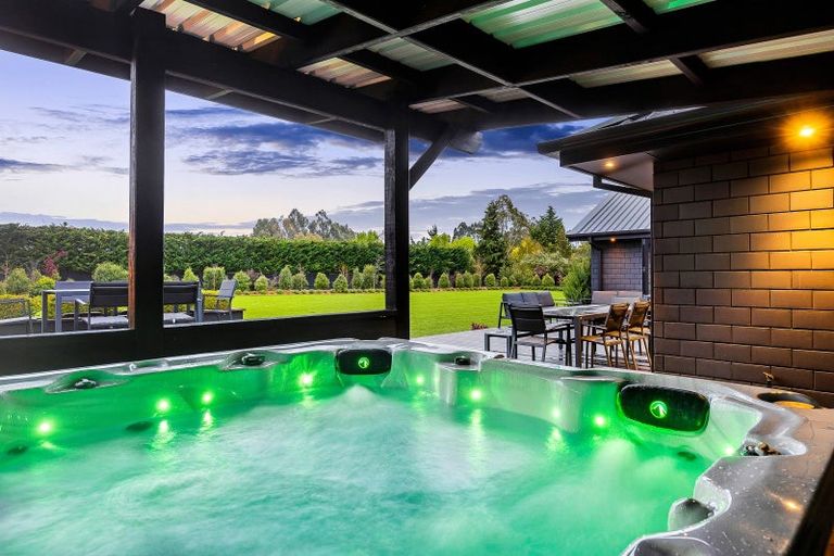 Photo of property in 37 Braeburn Crescent, Swannanoa, Kaiapoi, 7692