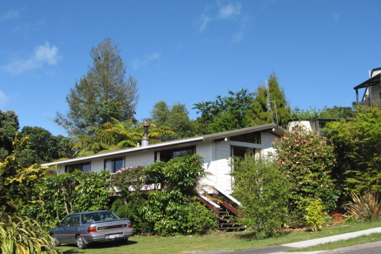 Photo of property in 5 Brunette Drive, Acacia Bay, Taupo, 3330