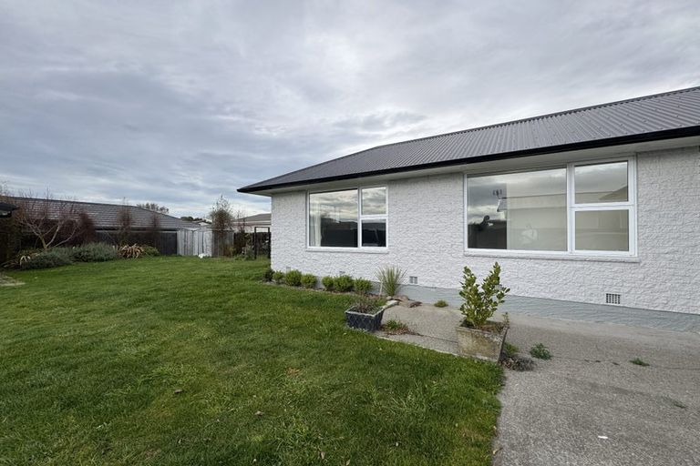 Photo of property in 11 Whelan Place, Hei Hei, Christchurch, 8042