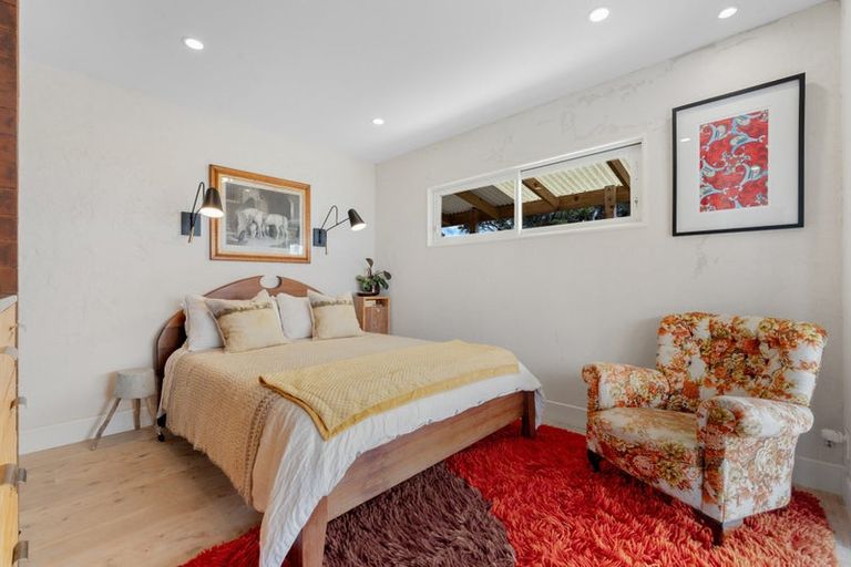 Photo of property in 236 Kiwitahi Road, Helensville, 0875