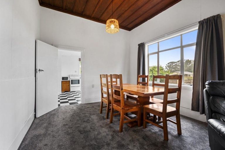 Photo of property in 9-15 Nikau Street, Tokomaru, Palmerston North, 4474