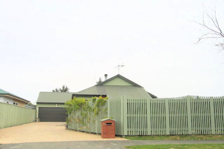 Photo of property in 6-8 Heaphy Street, Taradale, Napier, 4112