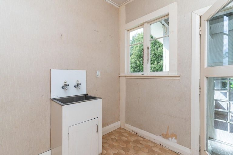 Photo of property in 30 Sandon Block Road, Ohingaiti, Hunterville, 4783