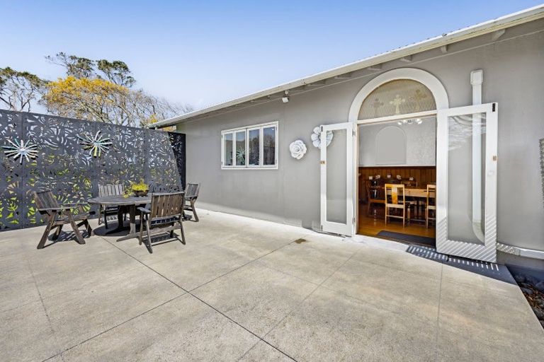 Photo of property in 107-109 Ihaia Road, Opunake, 4616