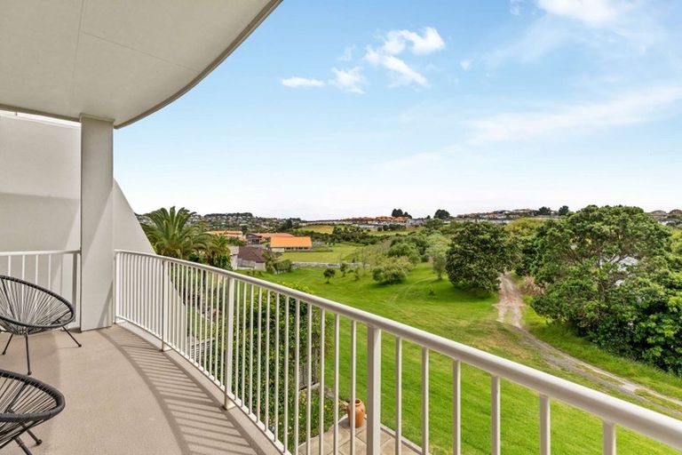 Photo of property in 167 Gulf Harbour Drive, Gulf Harbour, Whangaparaoa, 0930