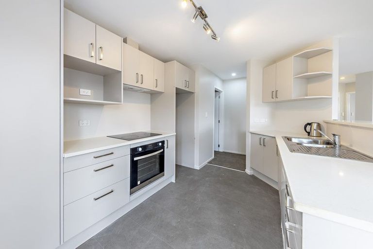 Photo of property in 4c Sheriff Place, Randwick Park, Auckland, 2105