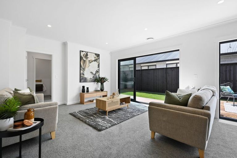 Photo of property in 73 Maanihi Drive, Rototuna North, 3210