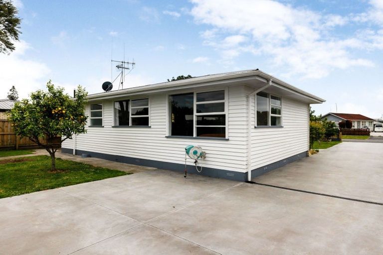 Photo of property in 7 Lugton Street, Nawton, Hamilton, 3200