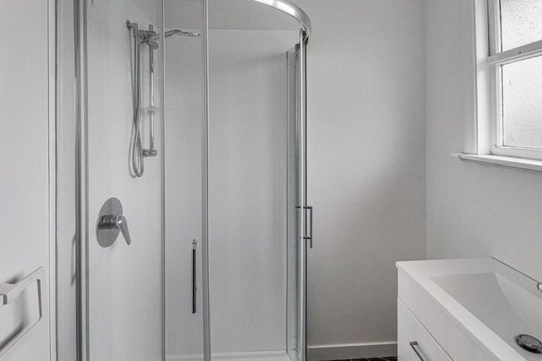 Photo of property in 5 Takatimu Way, Johnsonville, Wellington, 6037