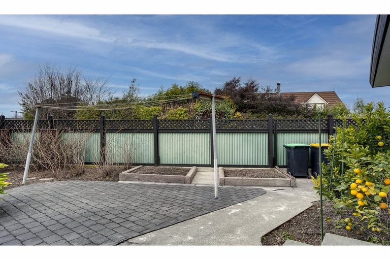 Photo of property in 19 Temple Crescent, Gleniti, Timaru, 7910