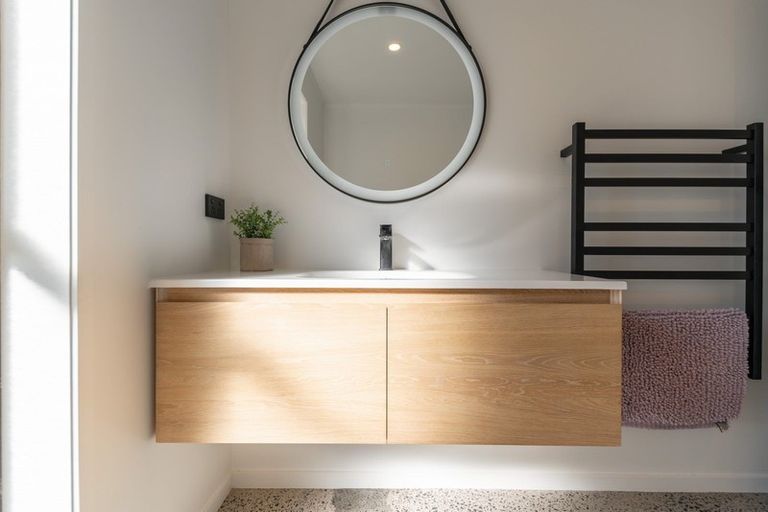 Photo of property in 84 Woodside Road, Matangi, Hamilton, 3284