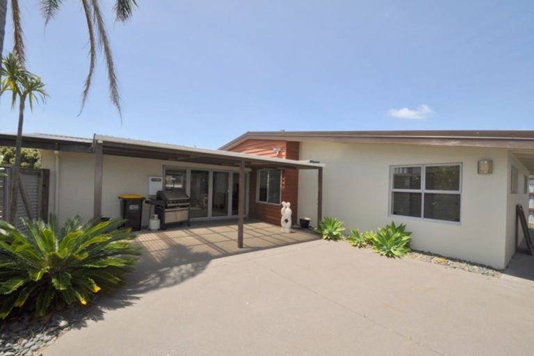 Photo of property in 9 Oceanair Drive, Pauanui, Hikuai, 3579