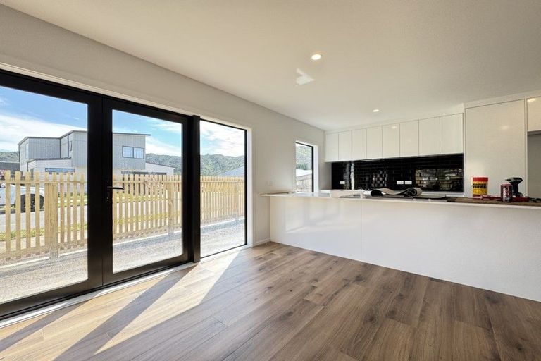 Photo of property in 15 Te Ara O Toroa, Wainuiomata, Lower Hutt, 5014