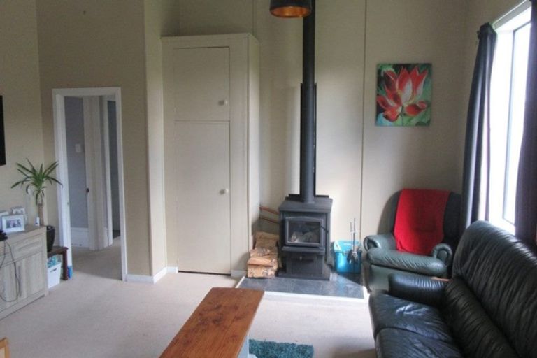 Photo of property in 1 Point Bush Road, Waimate, 7924