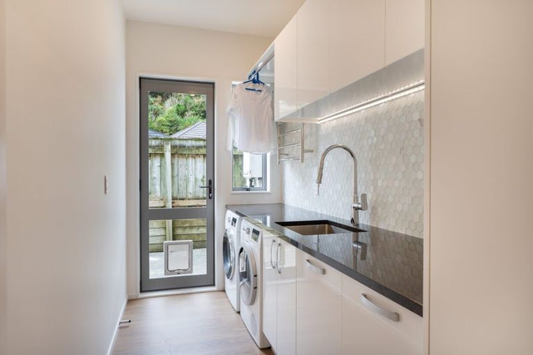 Photo of property in 39 Winsley Terrace, Churton Park, Wellington, 6037