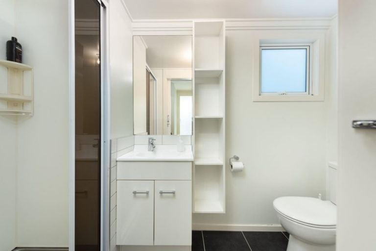 Photo of property in 96 Marine Parade, Mount Maunganui, 3116