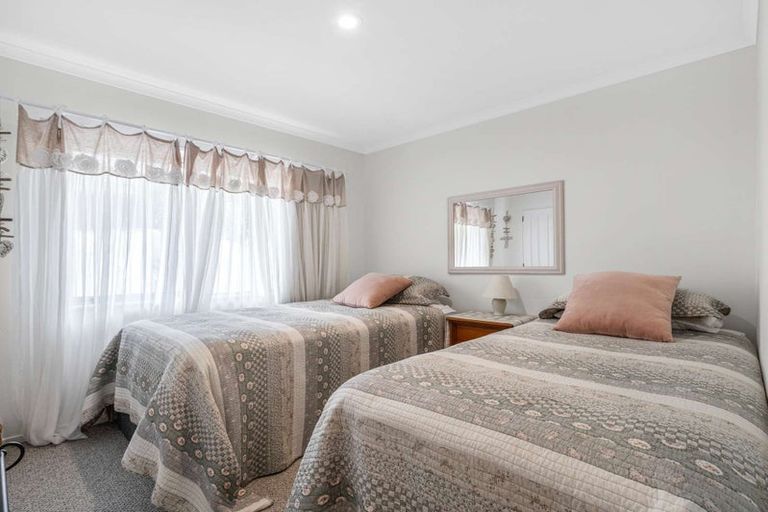 Photo of property in 1 Belmont Rise, Katikati, 3129