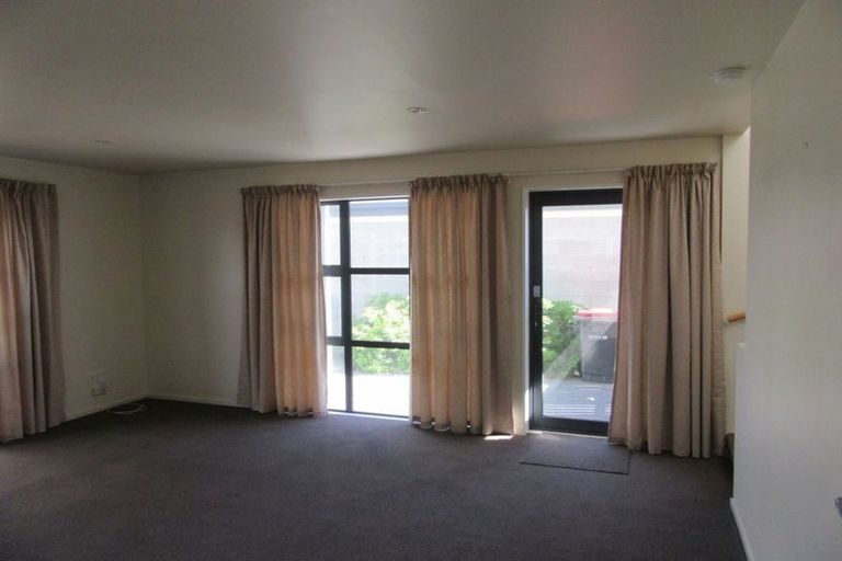 Photo of property in 300 Riccarton Road, Upper Riccarton, Christchurch, 8041